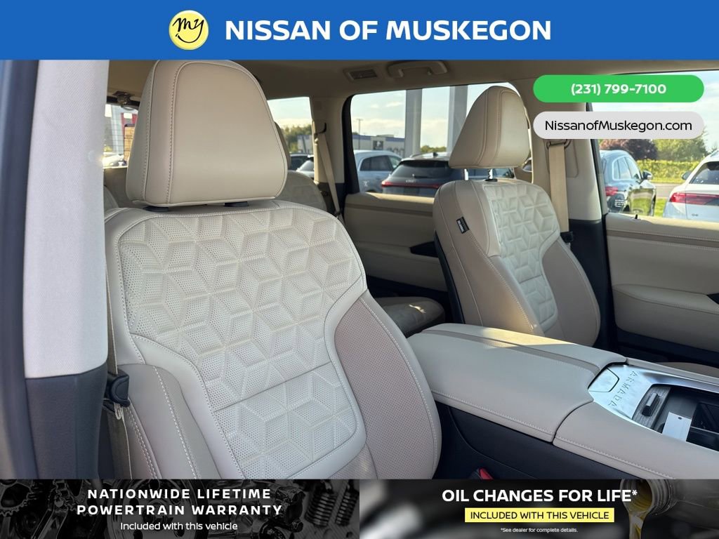 New 2025 Nissan Armada Platinum Reserve image 31