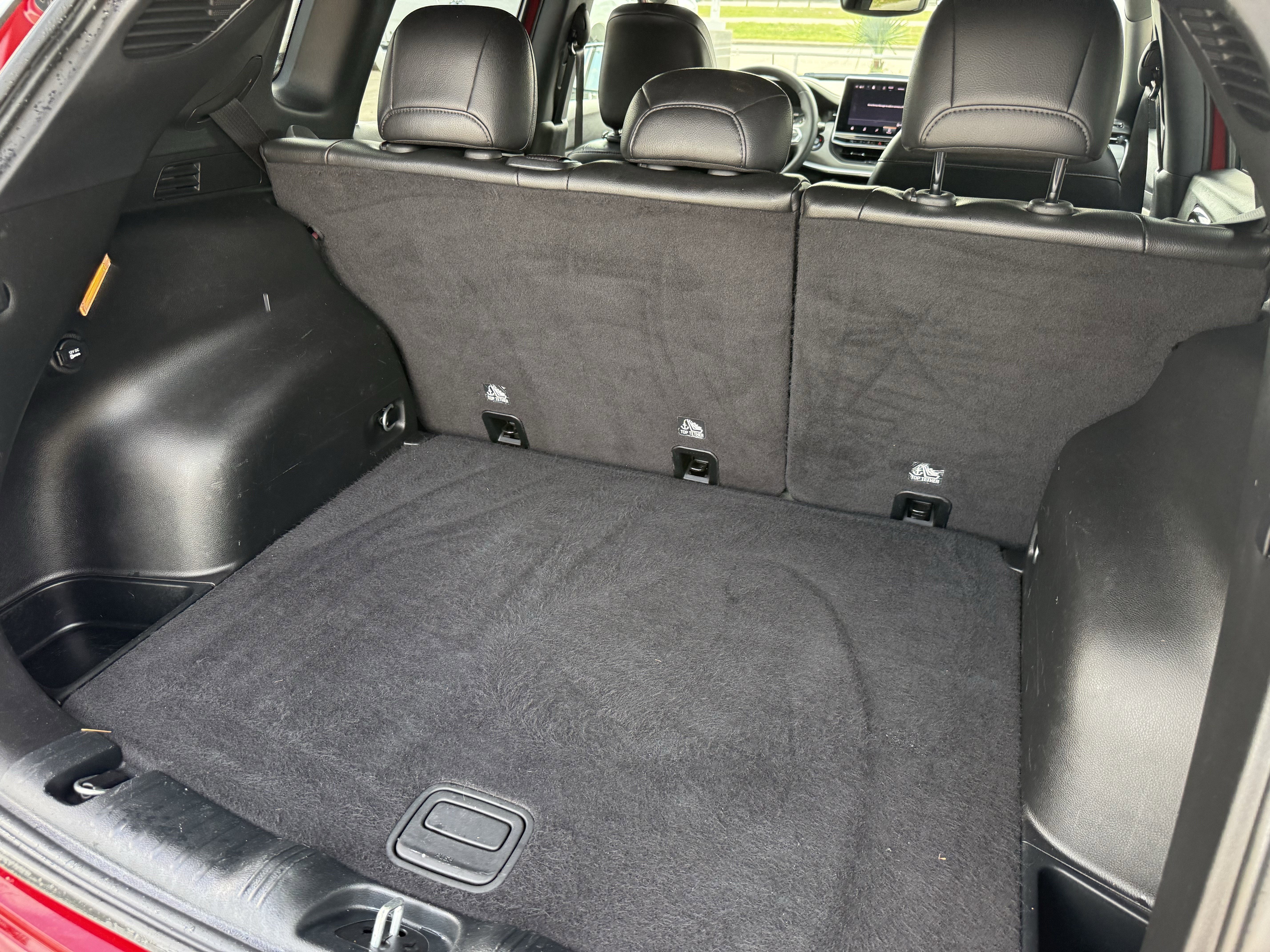 Used 2023 Jeep Compass Limited image 32