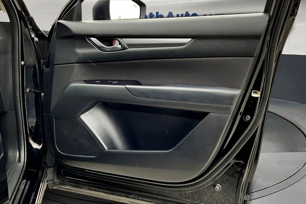 Used 2019 MAZDA CX-5 Sport FWD image 24