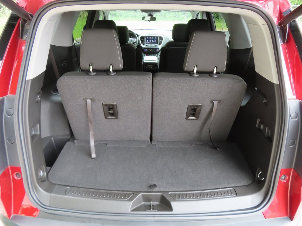 Used 2023 GMC Acadia SLE w/ Driver Convenience Package image 17