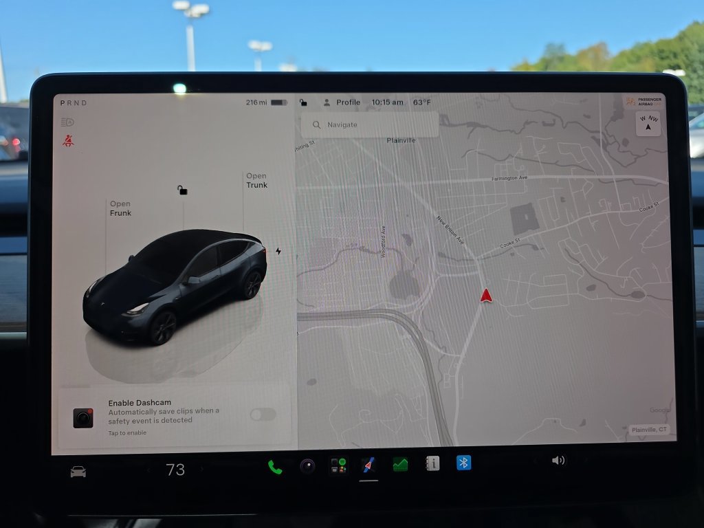 Used 2024 Tesla Model Y Long Range AWD/4WD image 31
