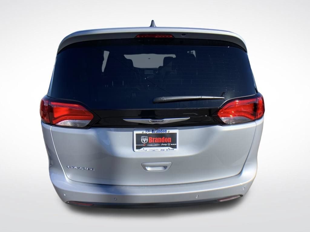 New 2026 Chrysler Voyager LX FWD image 4