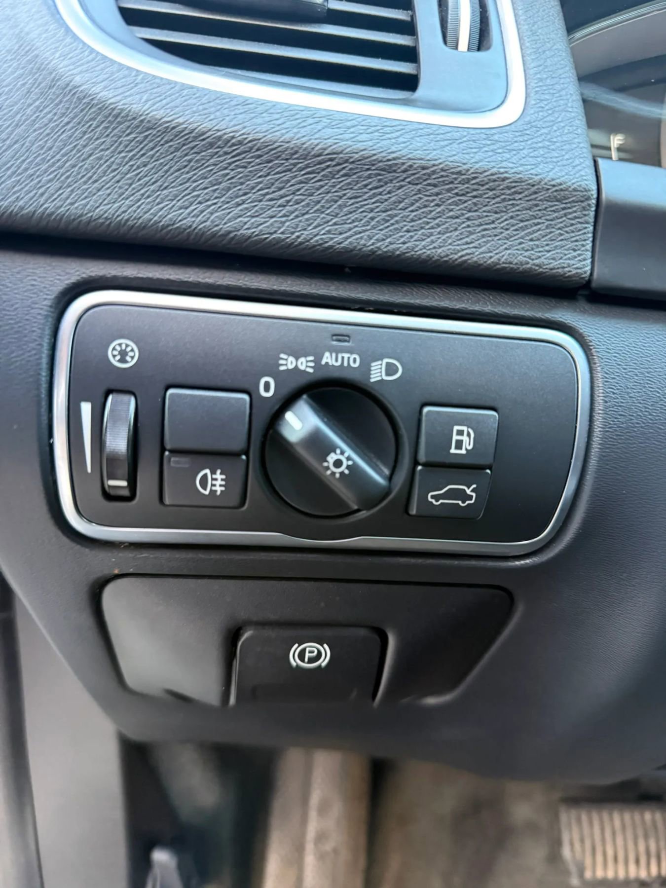 Used 2017 Volvo S60 T5 Inscription FWD image 31