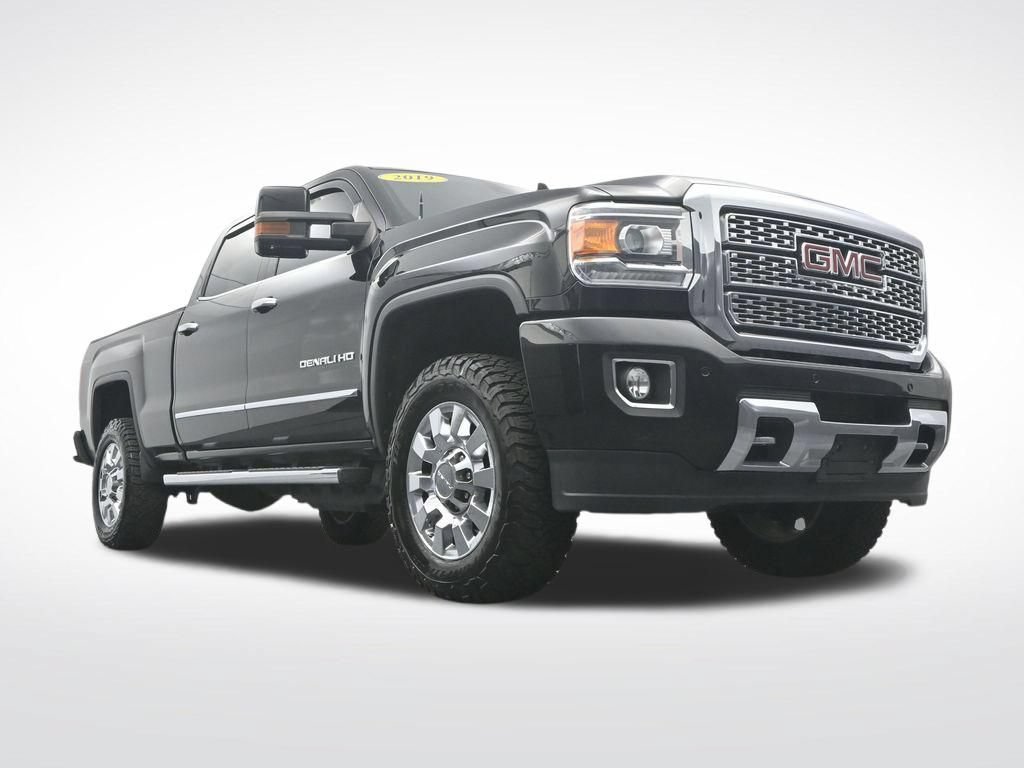 Used 2019 GMC Sierra 2500 Denali w/ Duramax Plus Package AWD/4WD image 33