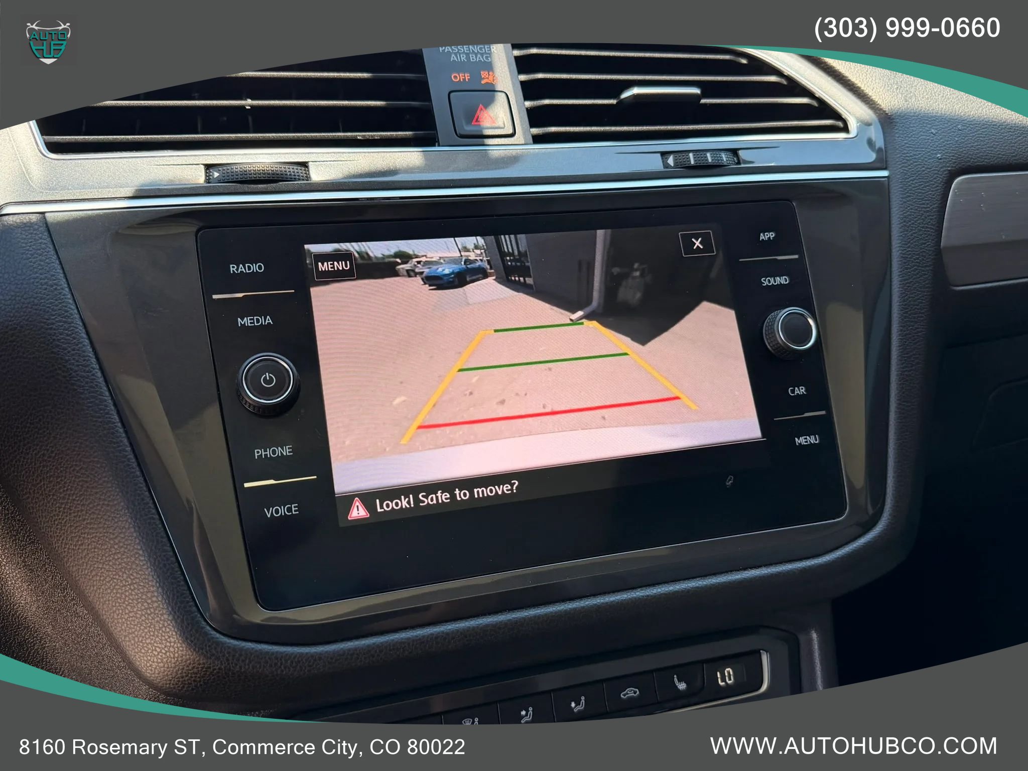Used 2020 Volkswagen Tiguan SE w/ Panoramic Sunroof Package AWD/4WD image 19