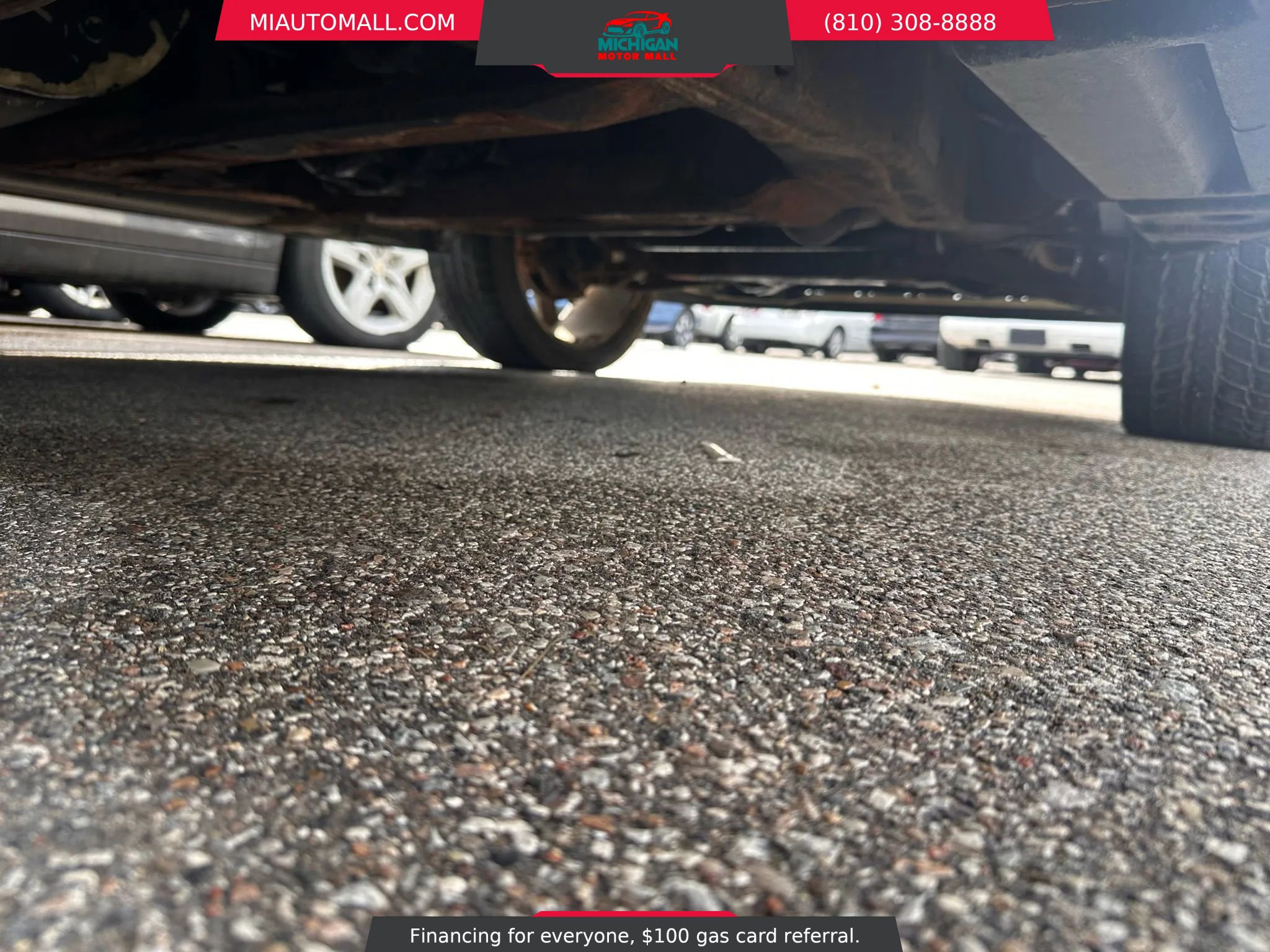 Used 2010 Cadillac Escalade Luxury image 28