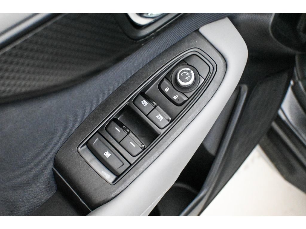 Used 2025 Subaru Outback Premium image 15