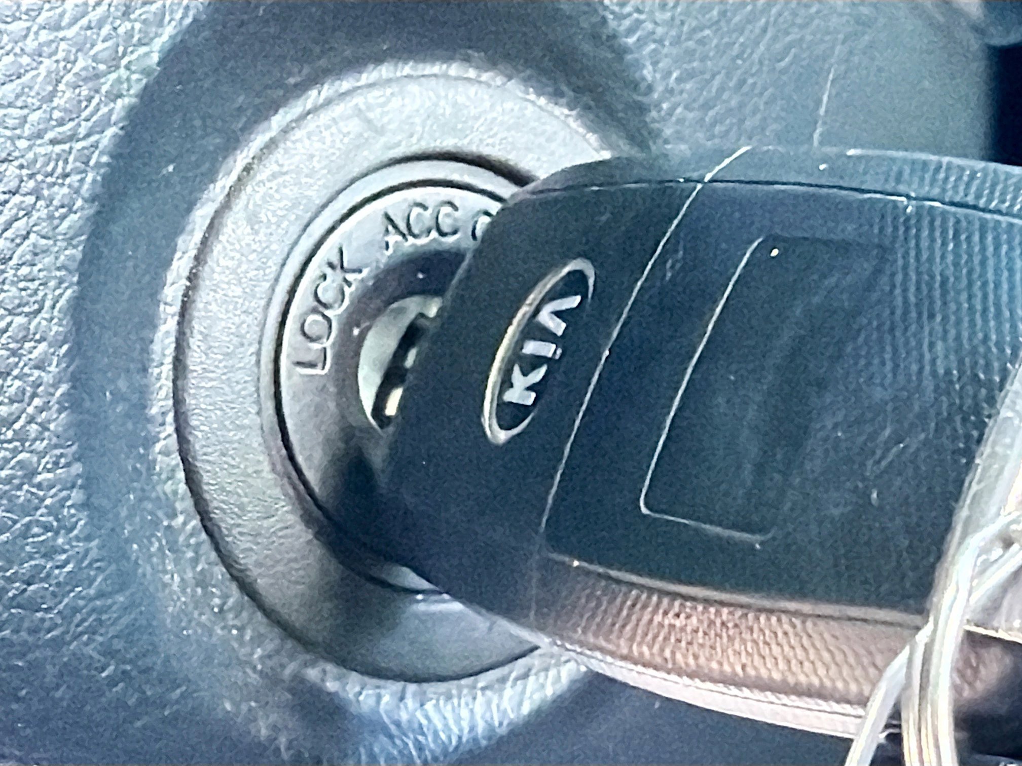 Used 2016 Kia Forte LX image 32