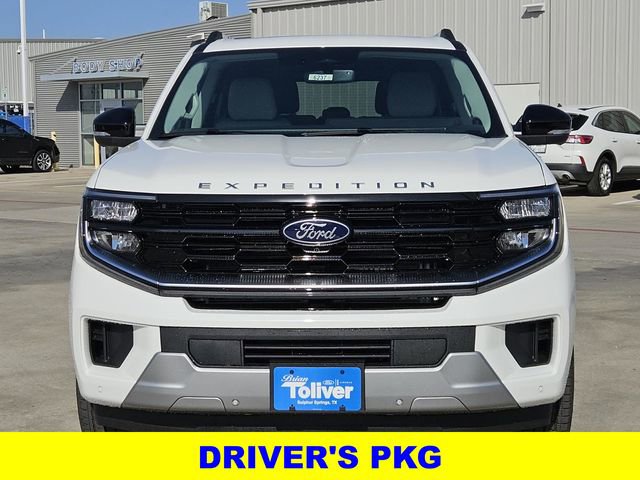 New 2026 Ford Expedition Max Platinum w/ Driver's Package image 3