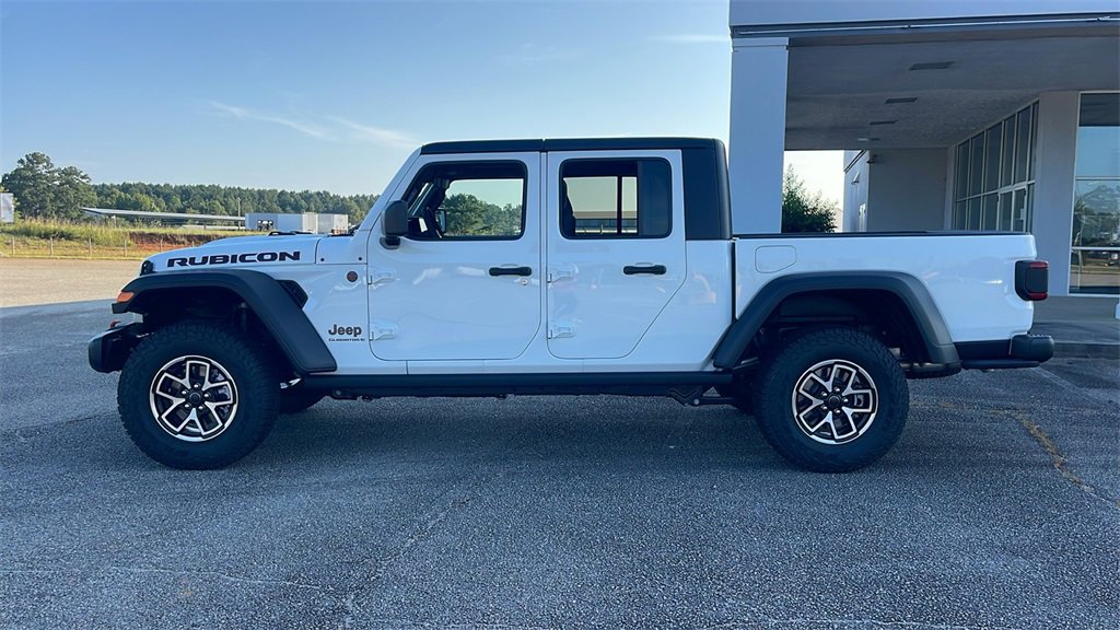 New 2025 Jeep Gladiator Rubicon w/ Technology Group image 4