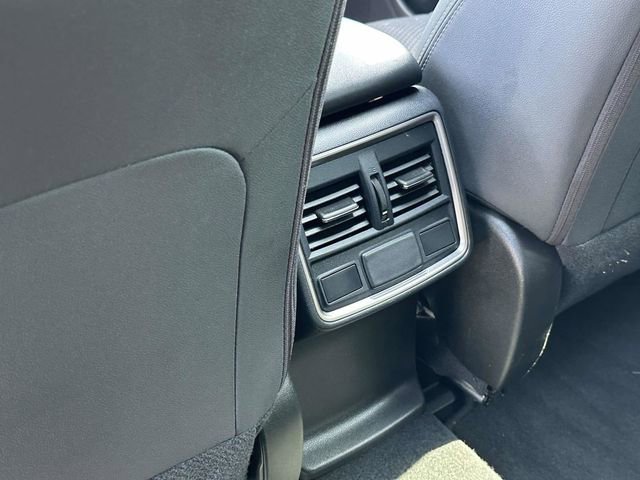 Used 2023 Subaru Forester Premium image 18