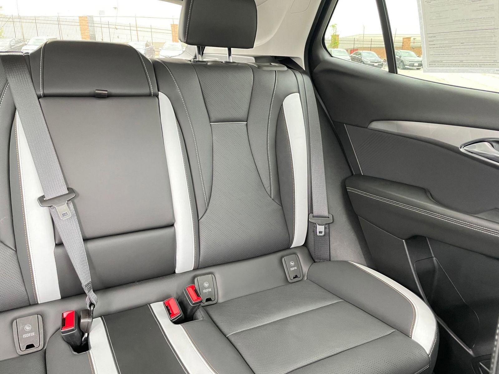 Used 2024 Buick Envision Sport Touring image 37