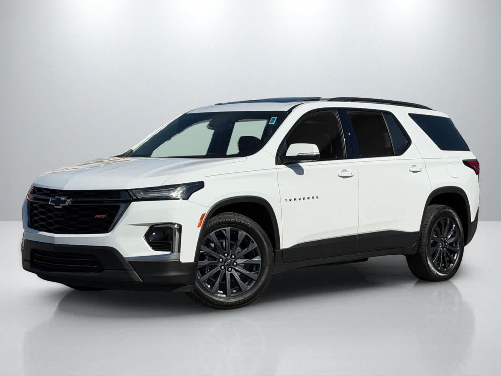 Used 2023 Chevrolet Traverse RS