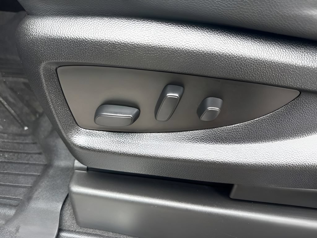 Used 2020 Chevrolet Suburban Premier AWD/4WD image 10