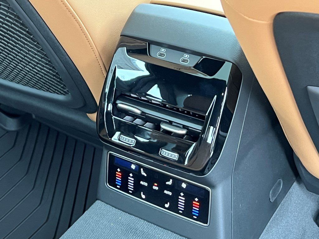 New 2026 Audi A6 Premium Plus image 12