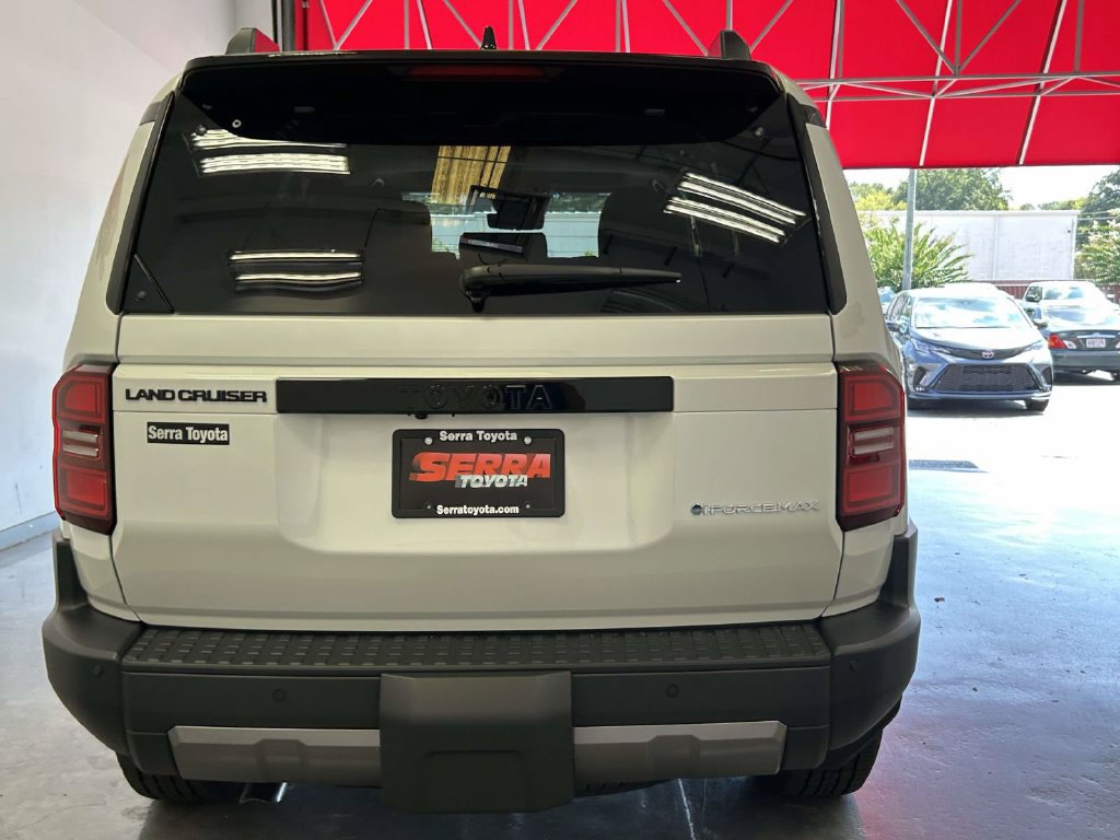 Used 2027 Toyota Land Cruiser w/ Premium Package AWD/4WD image 4