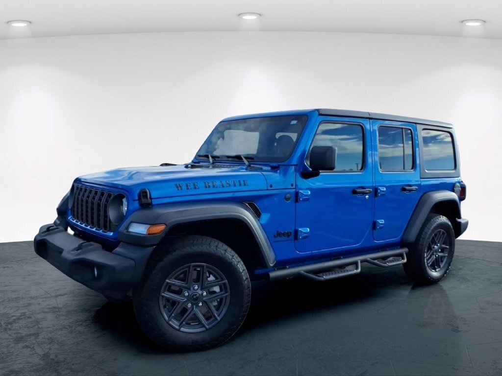 Used 2024 Jeep Wrangler Unlimited Sport AWD/4WD image 2