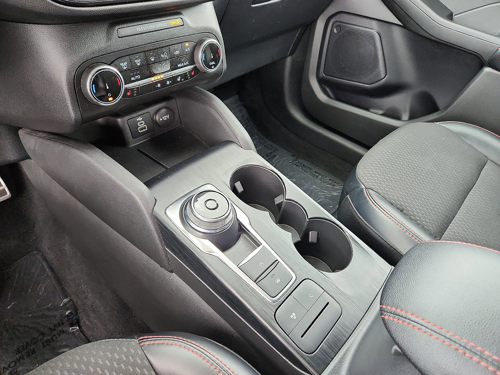 Used 2024 Ford Escape ST-Line AWD/4WD image 20