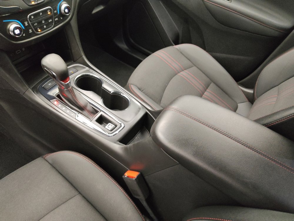 Used 2023 Chevrolet Equinox RS image 26