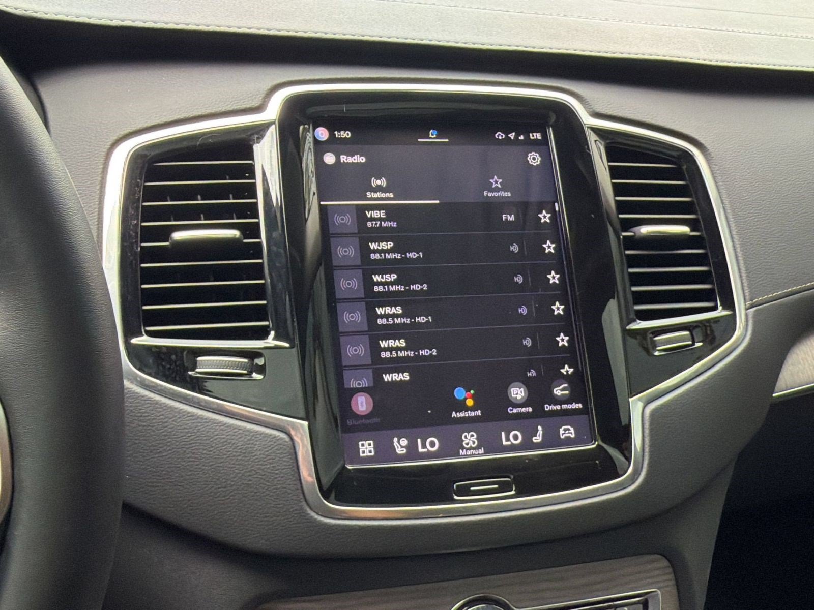 Certified 2023 Volvo XC90 T8 Ultimate AWD/4WD image 23