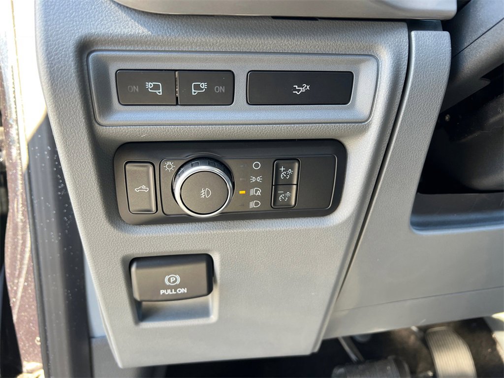 Used 2022 Ford F150 XLT w/ Equipment Group 302A High image 14