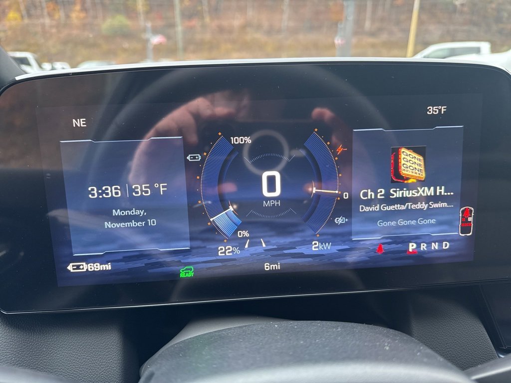 New 2026 Chevrolet Equinox EV LT image 23