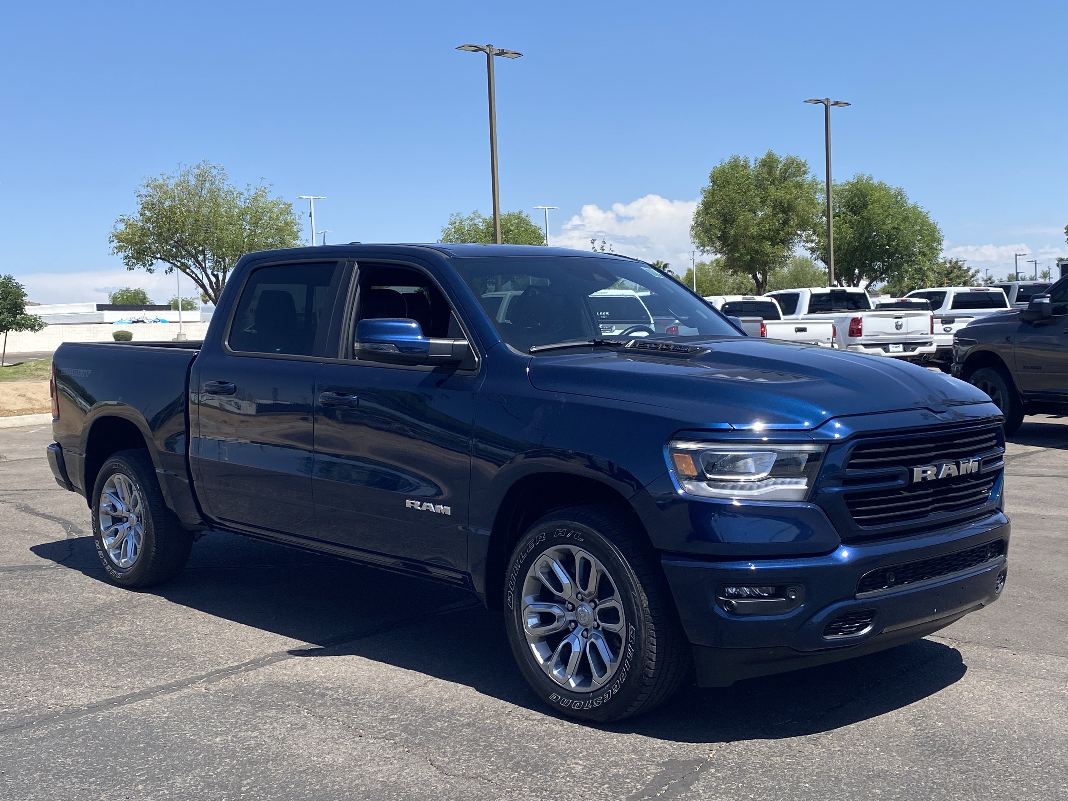 Used 2023 RAM 1500 Laramie AWD/4WD image 7