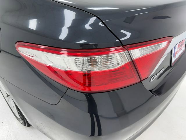 Used 2017 Toyota Camry LE FWD image 35