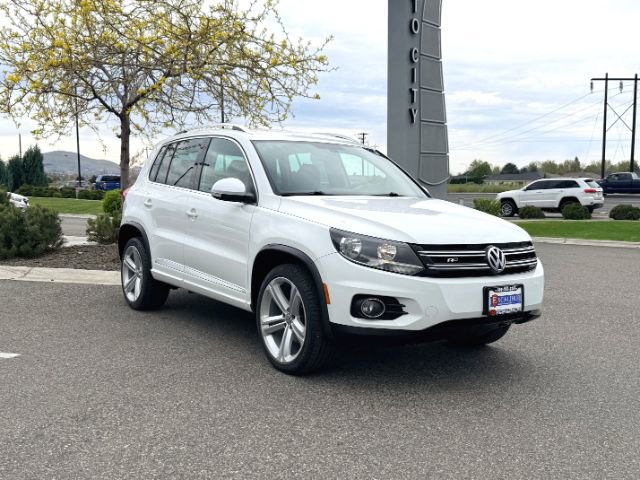 Used 2016 Volkswagen Tiguan R-Line image 11