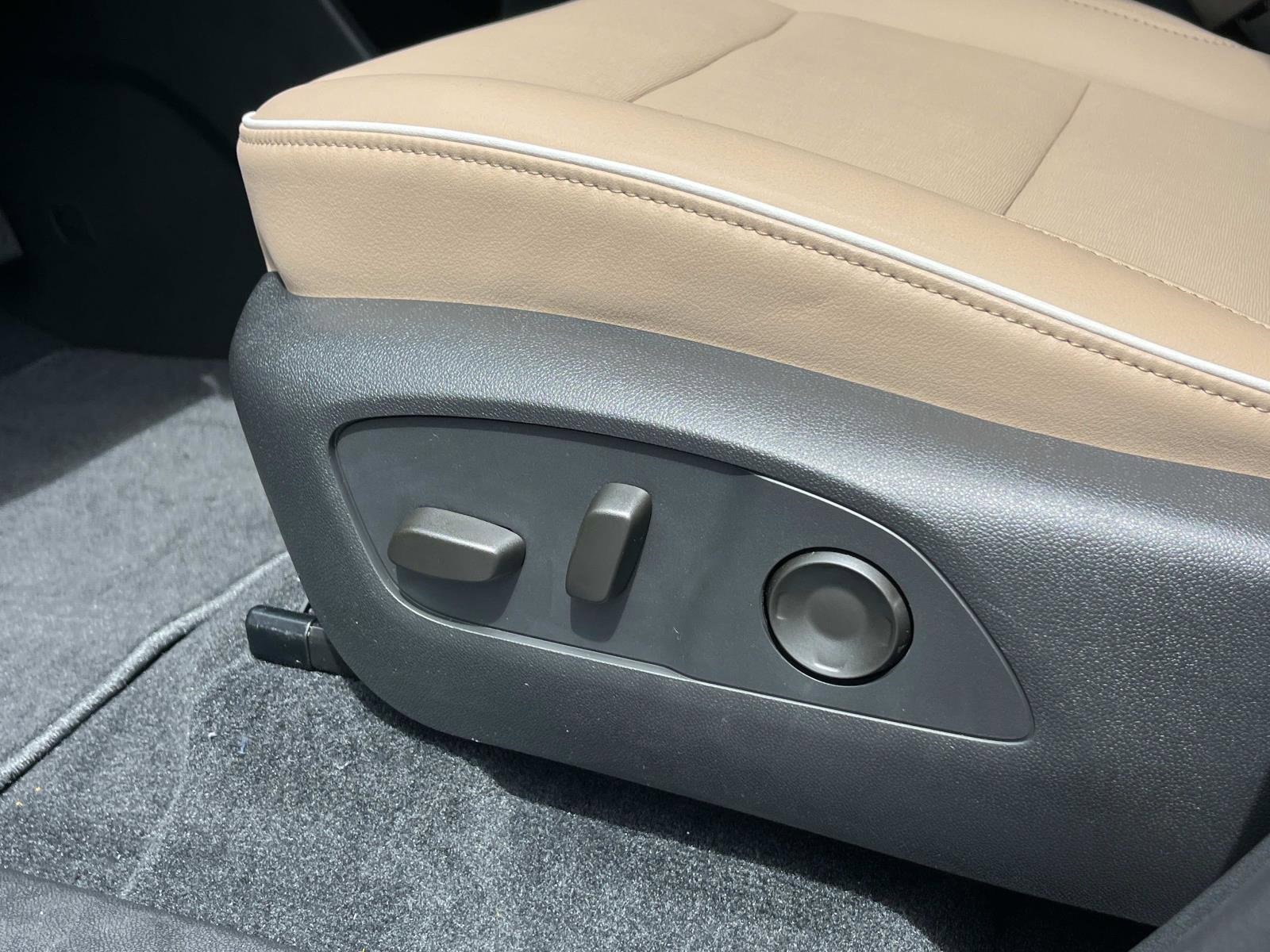 New 2026 Buick Enclave Preferred w/ Power Package image 27