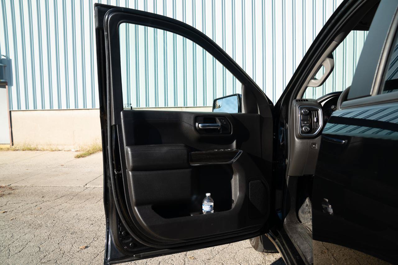 Used 2020 Chevrolet Silverado 1500 LT RWD image 17