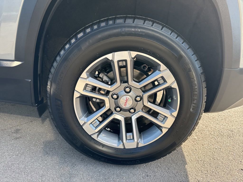 Used 2025 GMC Terrain Elevation AWD/4WD image 30