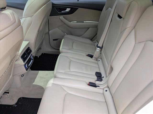 Used 2019 Audi Q7 3.0T Prestige w/ Prestige Package AWD/4WD image 18