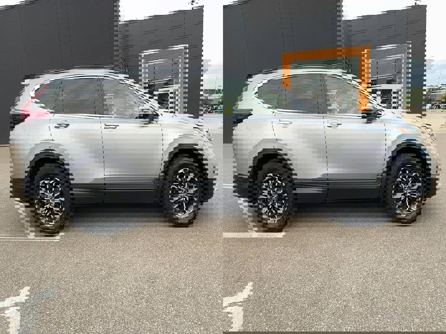 Used 2020 Honda CR-V EX image 9