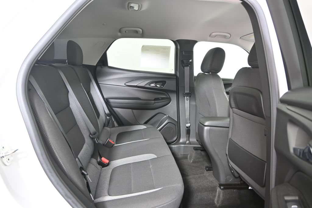 Used 2023 Chevrolet TrailBlazer LT AWD/4WD image 15