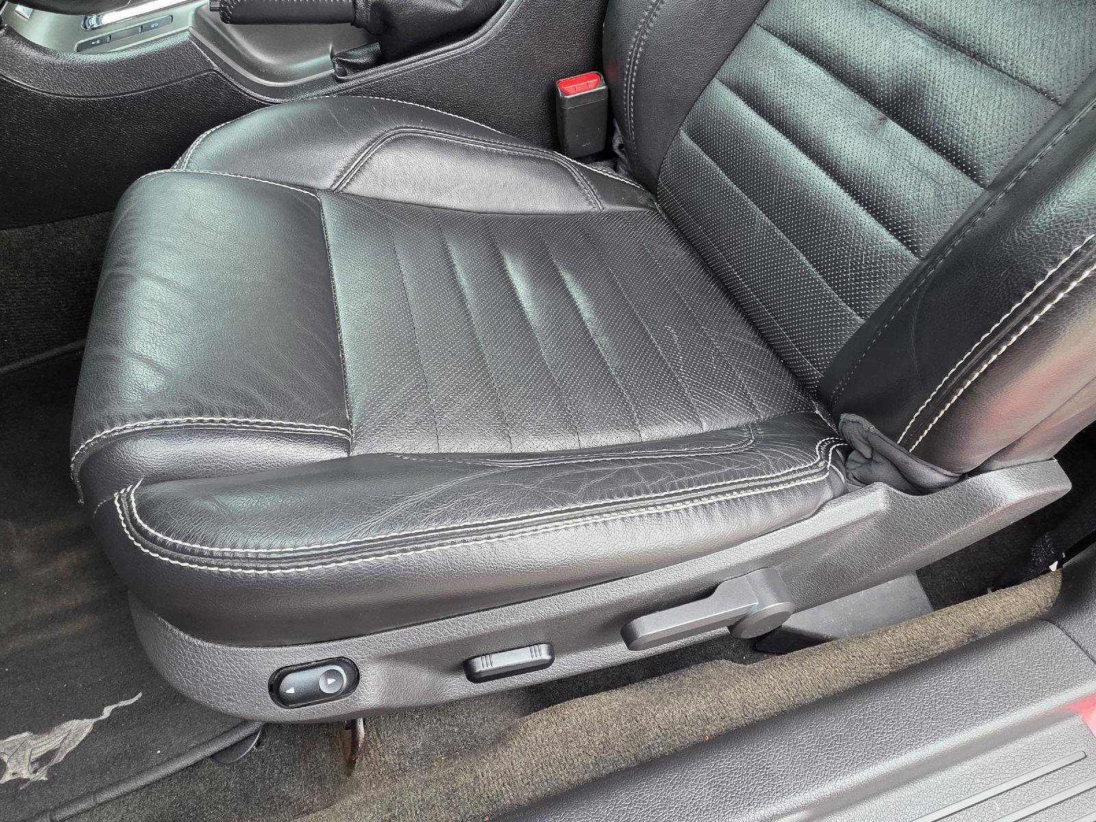Used 2013 Ford Mustang Premium RWD image 23