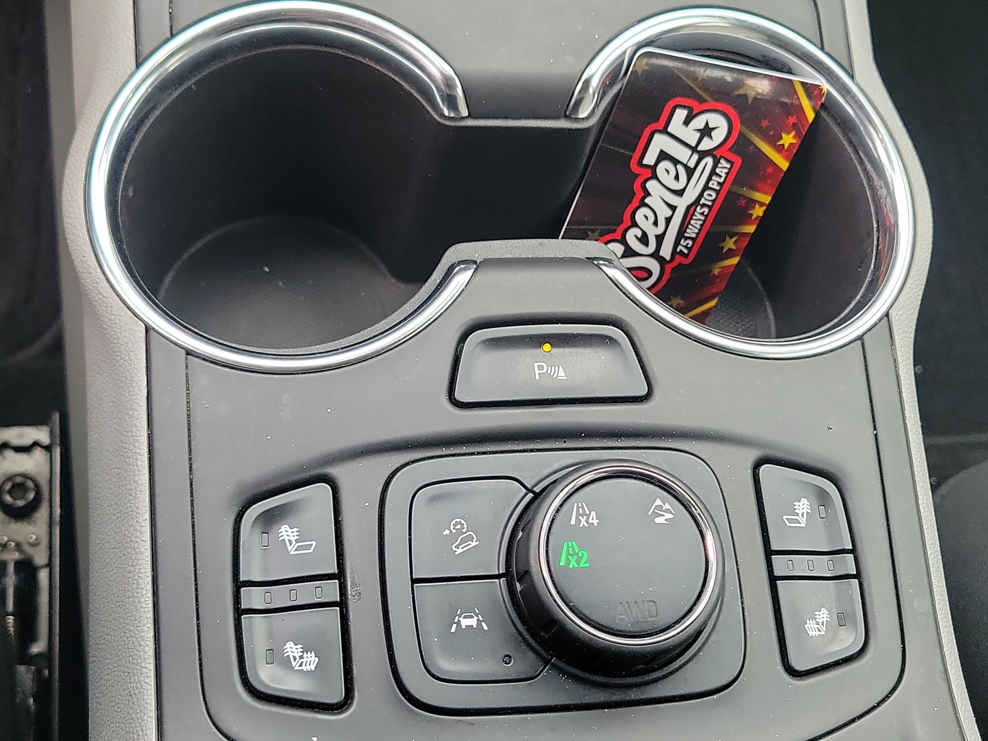 Used 2024 GMC Terrain SLT w/ Infotainment Package II image 26