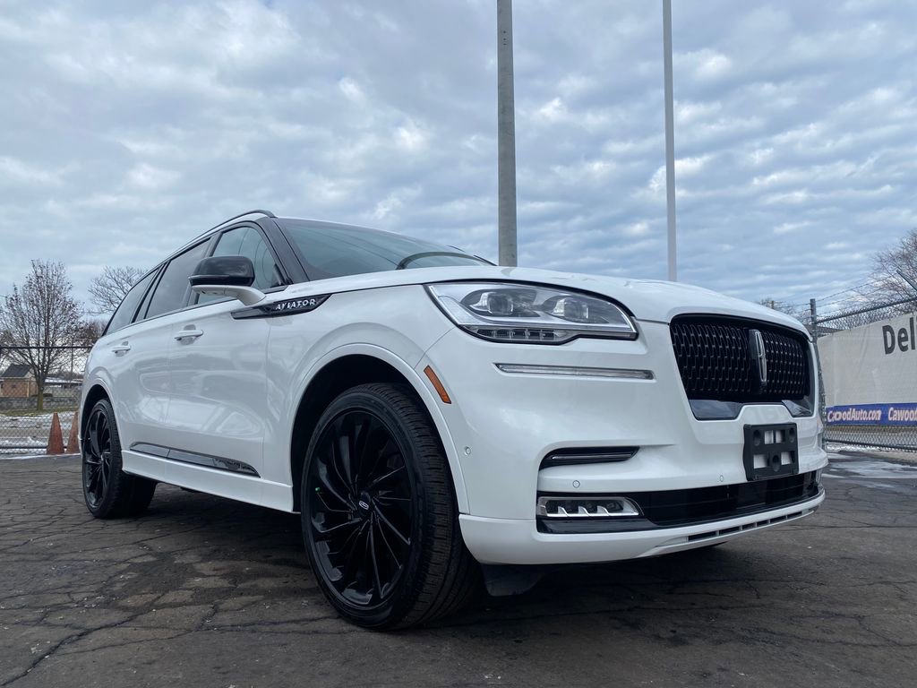 Used 2024 Lincoln Aviator Reserve w/ Equipment Group 201A image 33