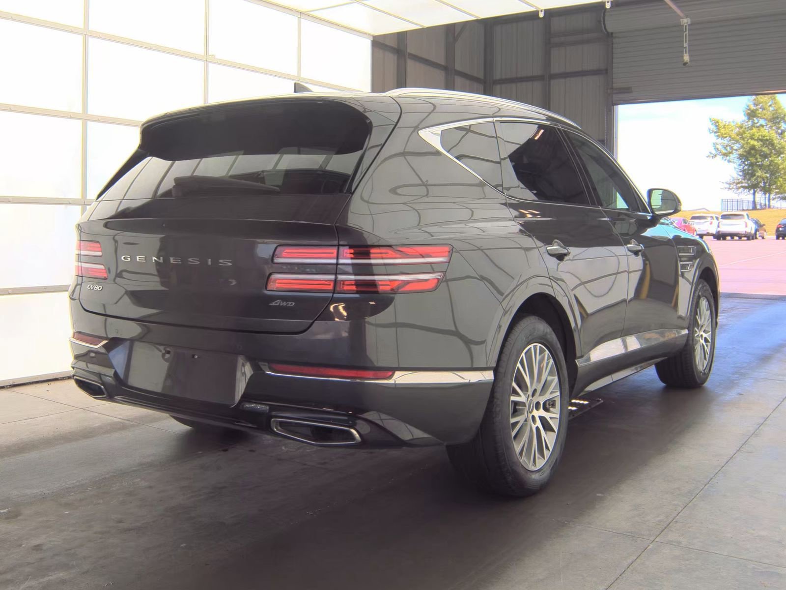 Used 2024 Genesis GV80 2.5T AWD/4WD image 6