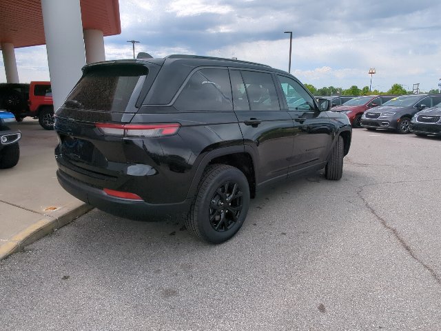 New 2026 Jeep Grand Cherokee Altitude AWD/4WD image 34