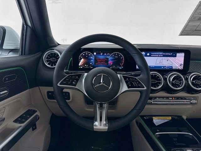 Used 2026 Mercedes-Benz GLB 250 4MATIC image 22