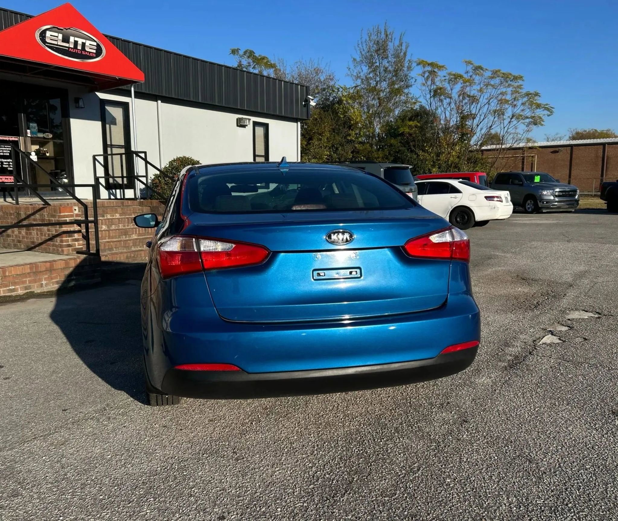 Used 2015 Kia Forte LX w/ Popular Package image 7
