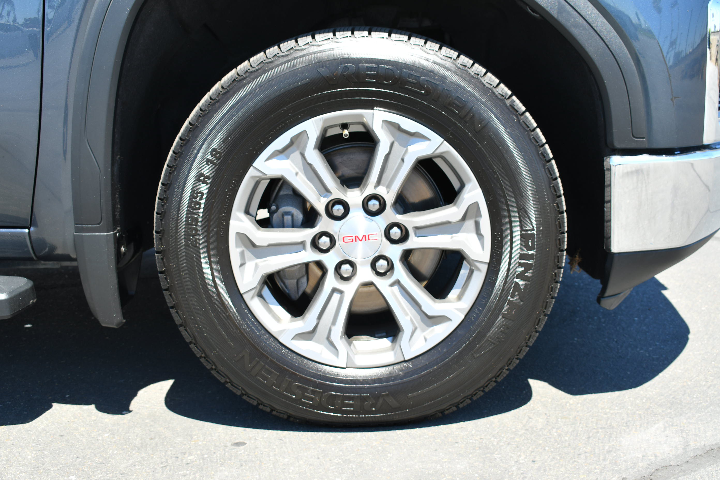 Used 2019 GMC Sierra 1500 SLT RWD image 5