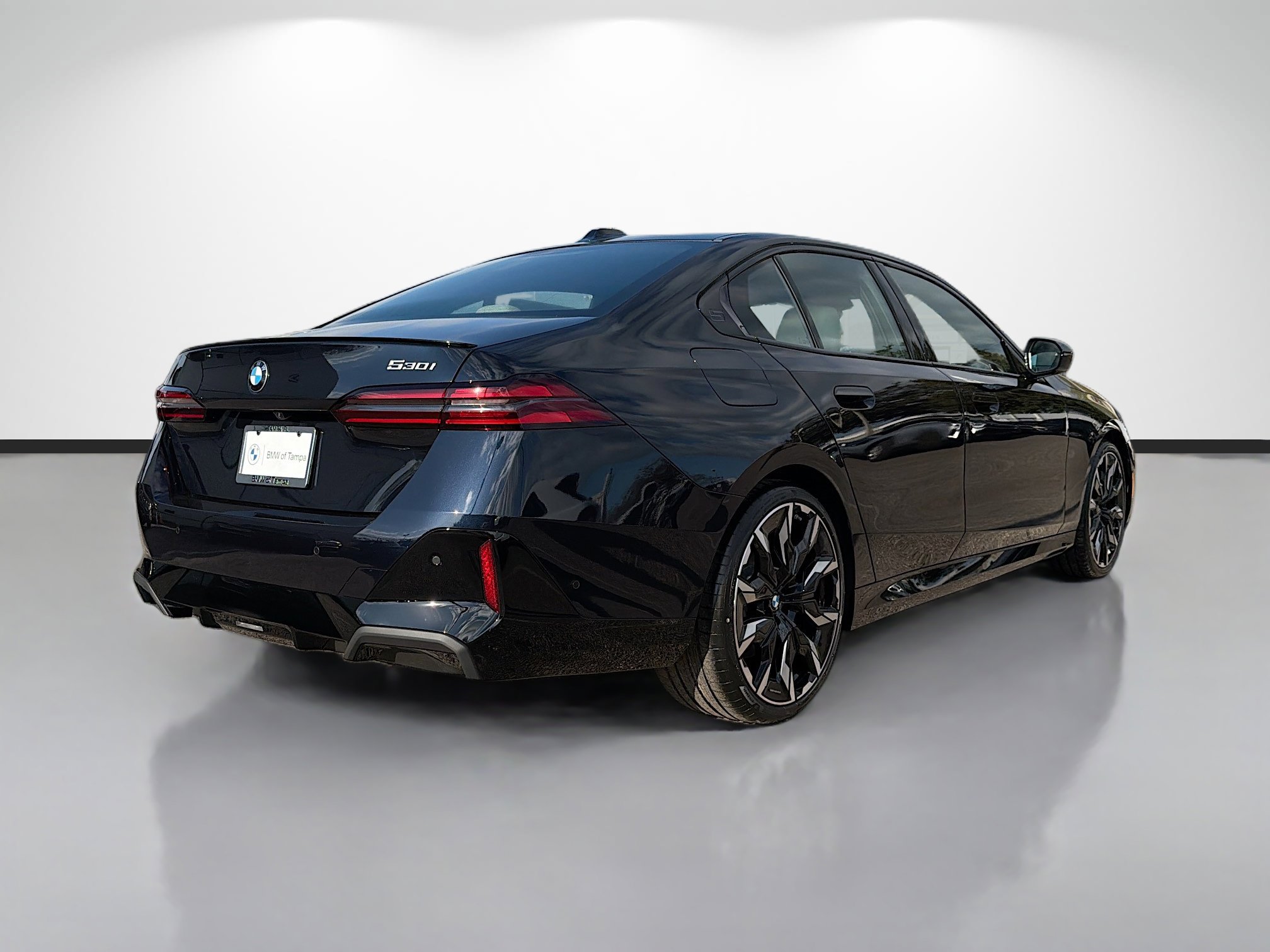 New 2026 BMW 530i w/ M Sport Package image 3