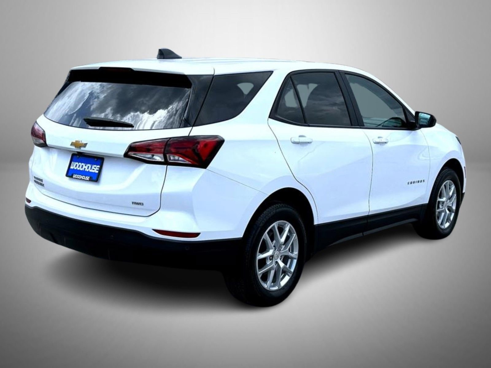 Certified 2024 Chevrolet Equinox LS w/ LS Convenience Package AWD/4WD image 5