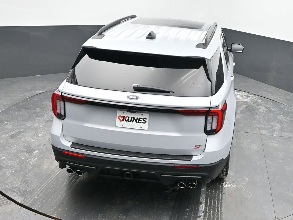 New 2026 Ford Explorer ST w/ Sun And Sound Package image 62