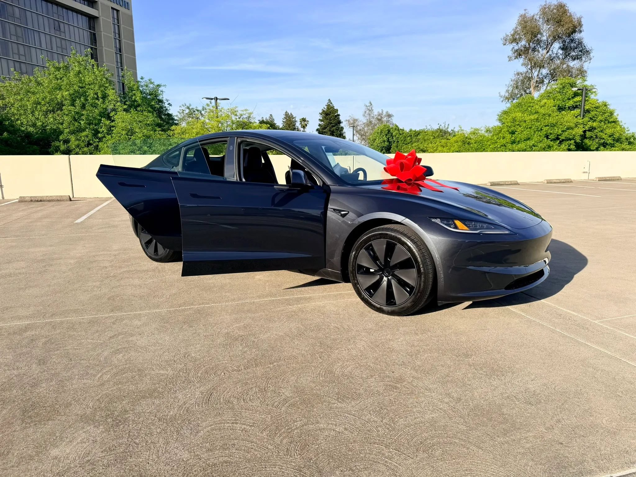 Used 2024 Tesla Model 3 Long Range RWD image 30