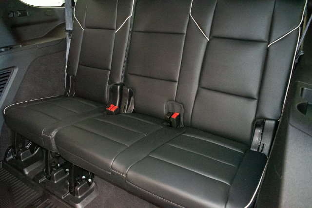 Used 2024 Cadillac Escalade Premium Luxury w/ LPO, Floor Liner Package AWD/4WD image 20