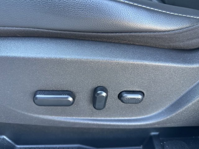 Used 2019 Ford Escape SEL image 14