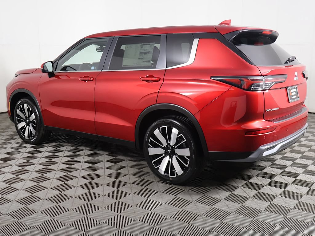 New 2026 Mitsubishi Outlander SE FWD image 16